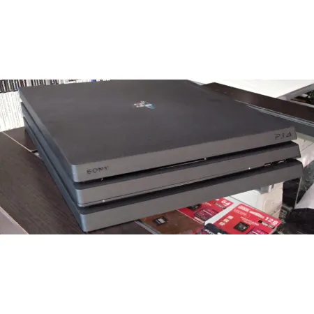 Playstation 4 Pro 1TB bdb stan